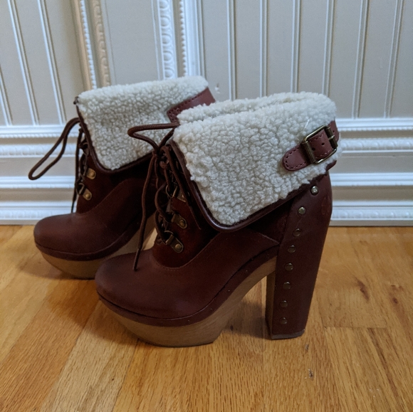 Lucky Brand Leather ankle booties . Size 6 - Picture 2 of 9